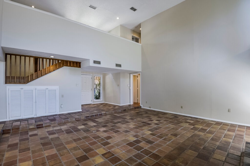 4708 Spring Creek Court Arlington TX 76017