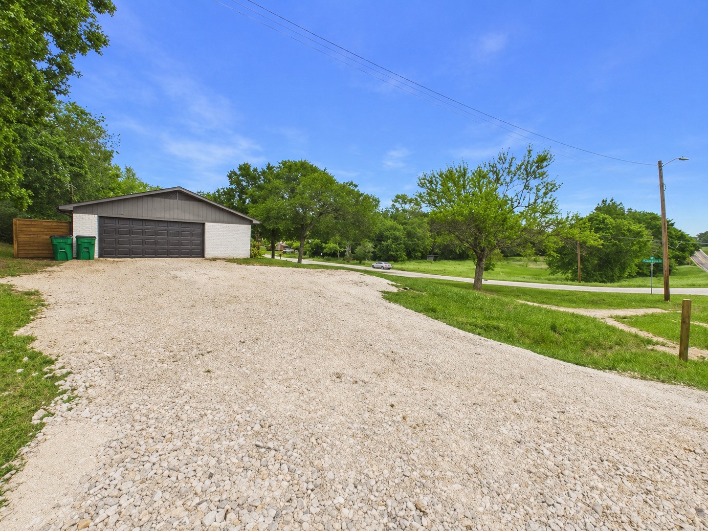 2001 Court Drive Palestine TX 75803
