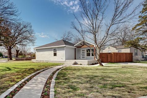 2825 S Montreal Avenue Dallas TX 75224