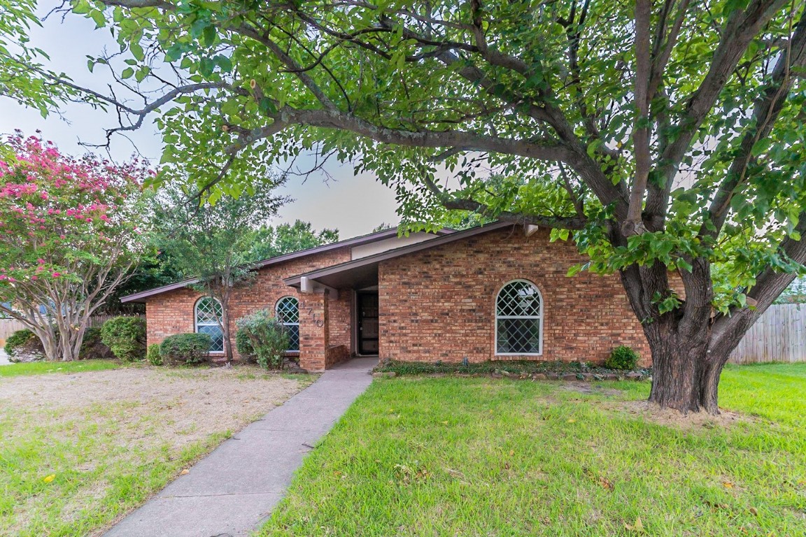 4710 Opelousas Trail Grand Prairie TX 75052