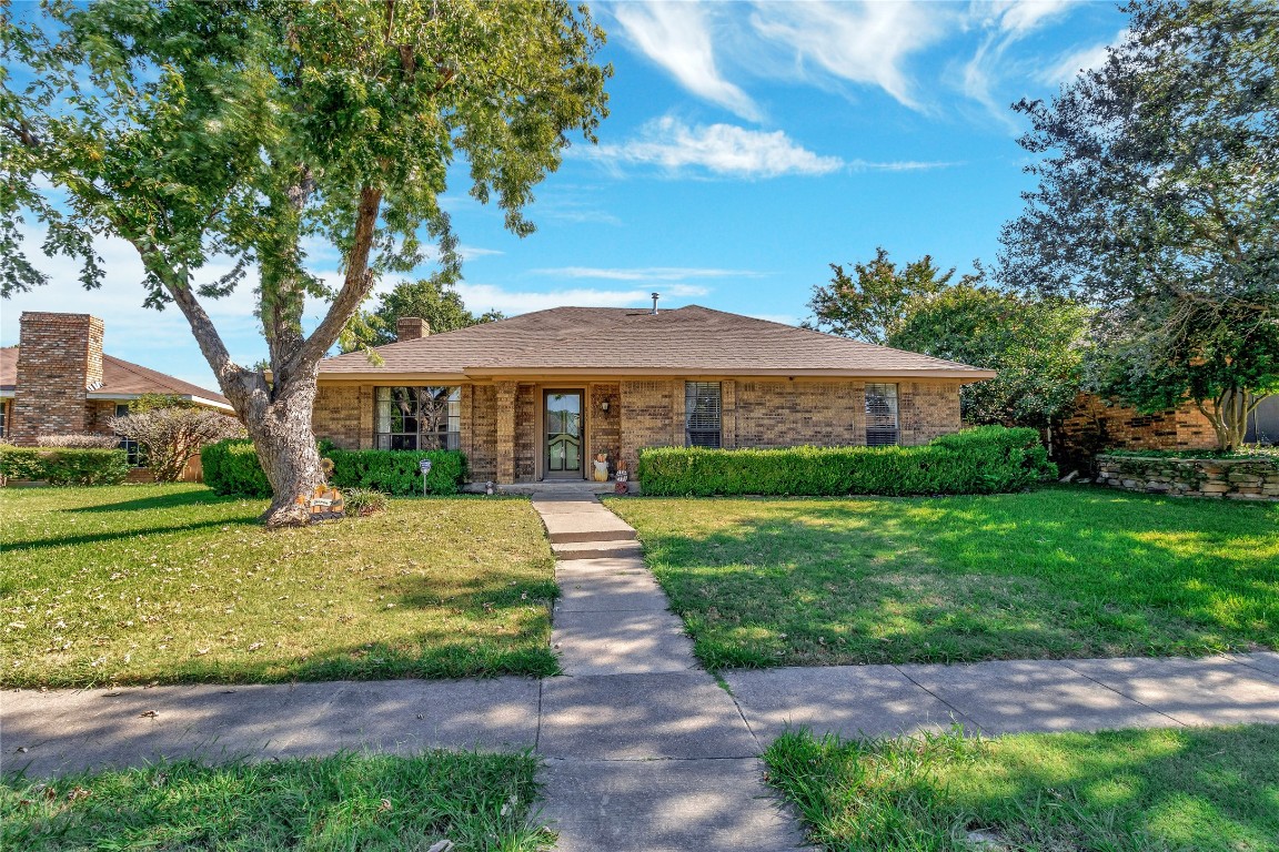 837 Villa Ridge Drive Garland TX 75043