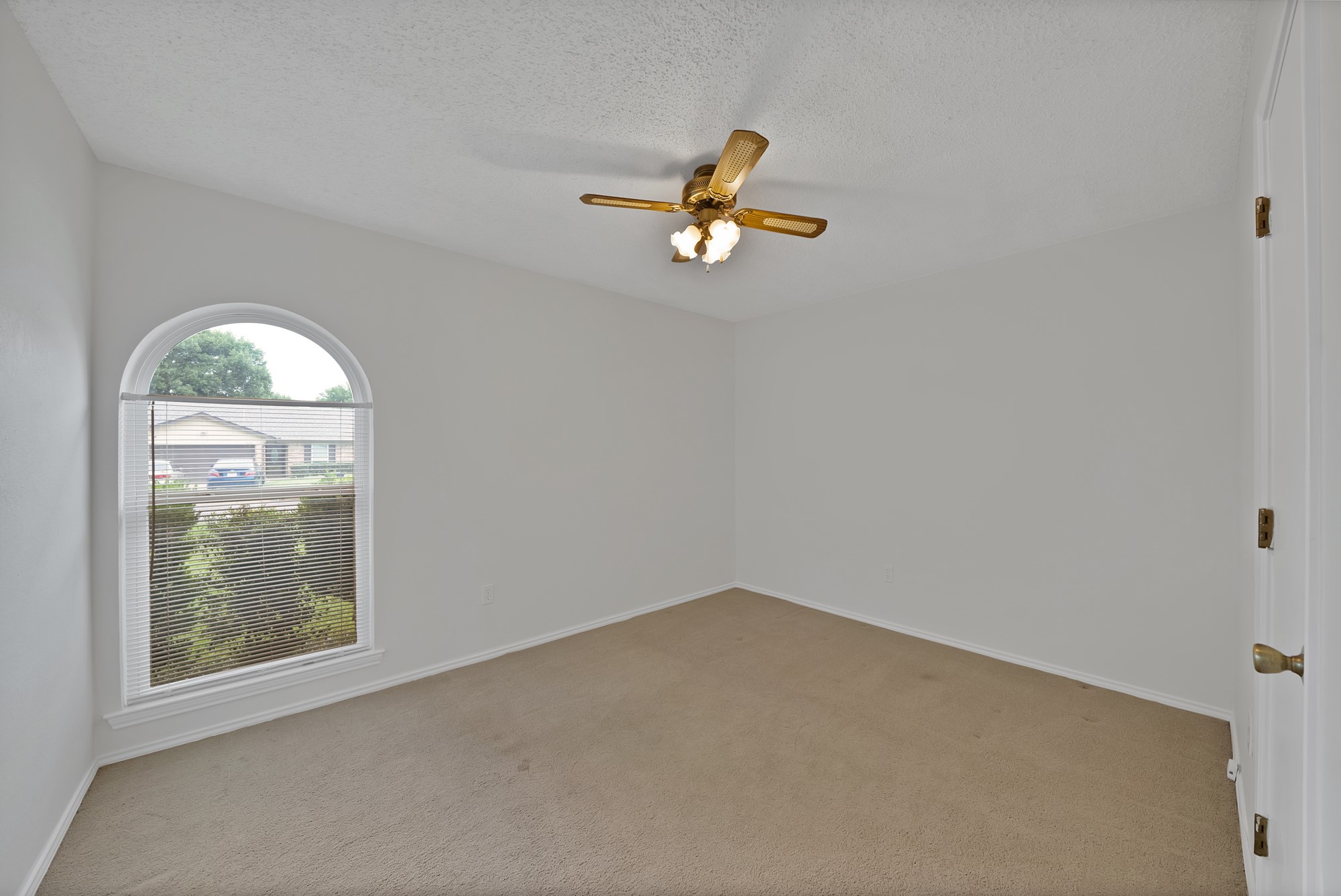 2609 N Capistrano Court Arlington TX 76015