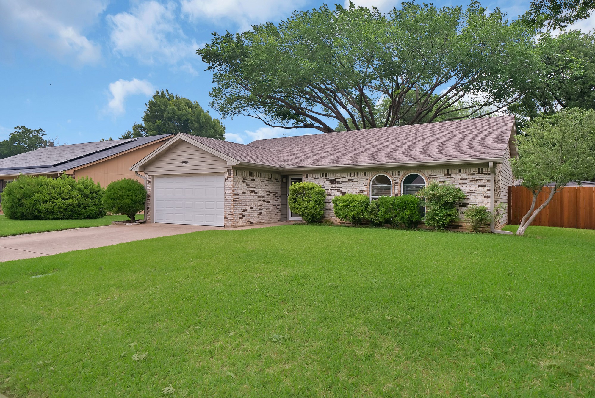 2609 N Capistrano Court Arlington TX 76015