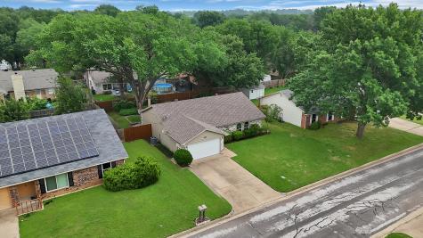 2609 N Capistrano Court Arlington TX 76015