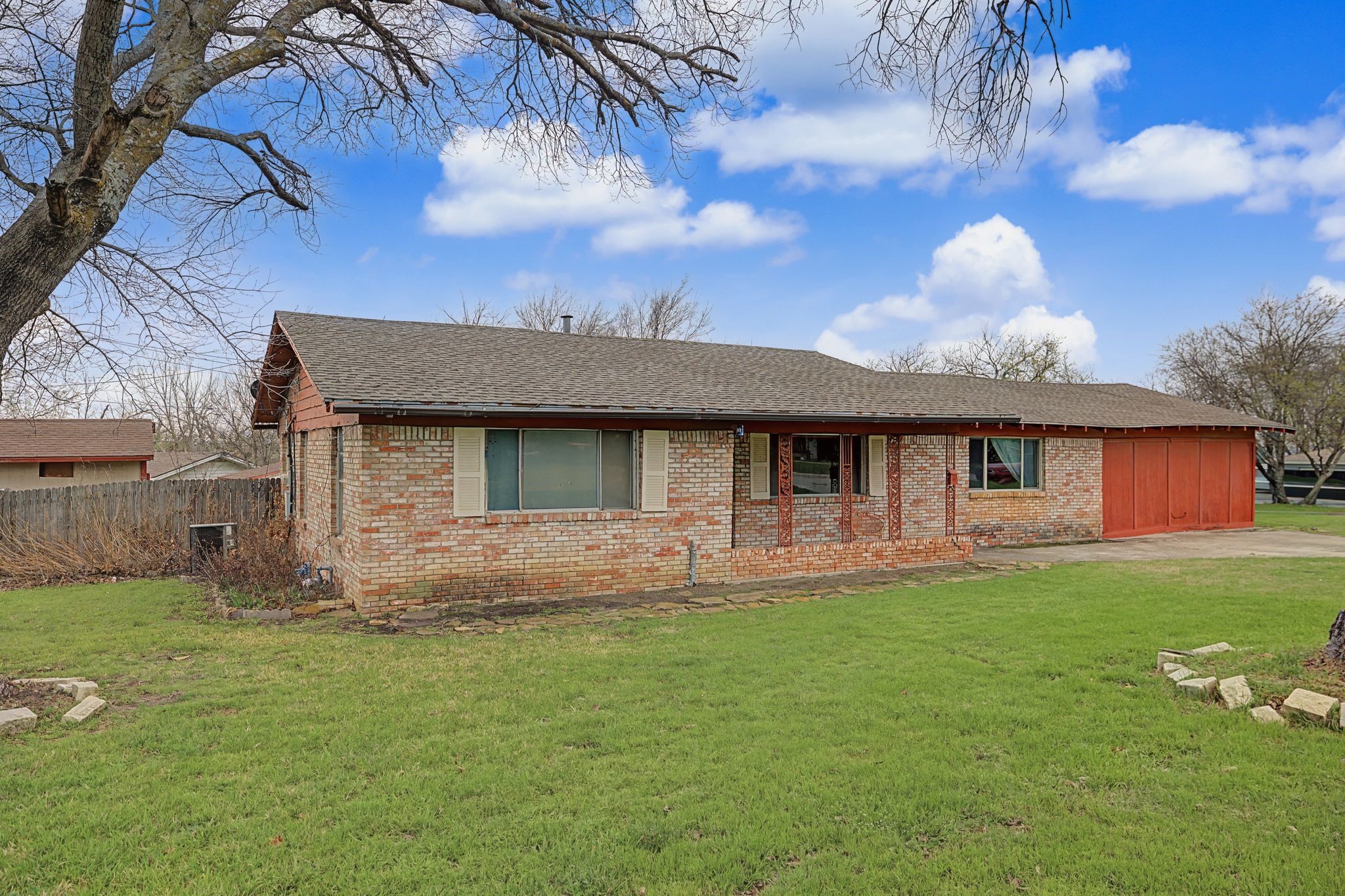 4113 Canyon Trail Lake Worth TX 76135