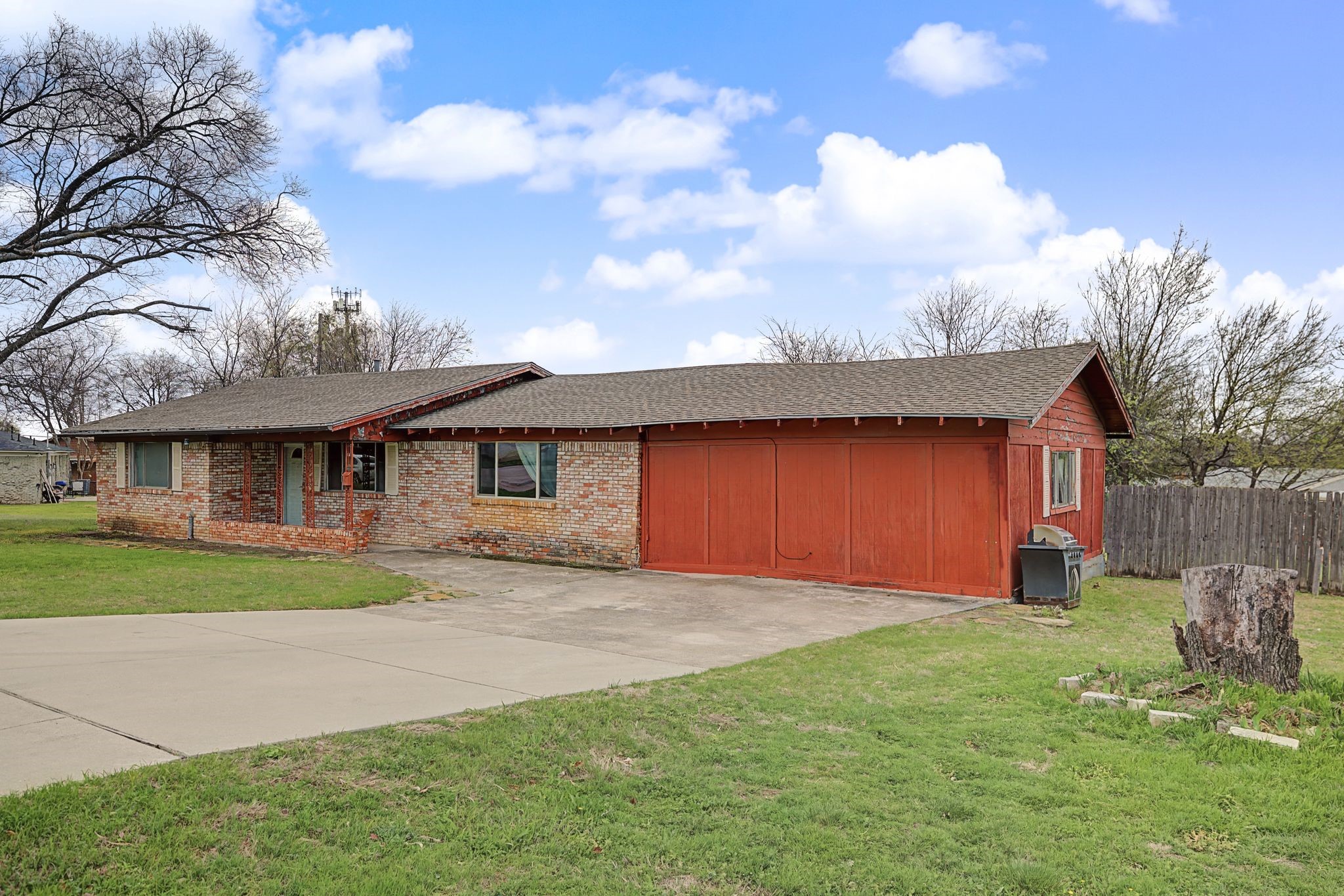 4113 Canyon Trail Lake Worth TX 76135
