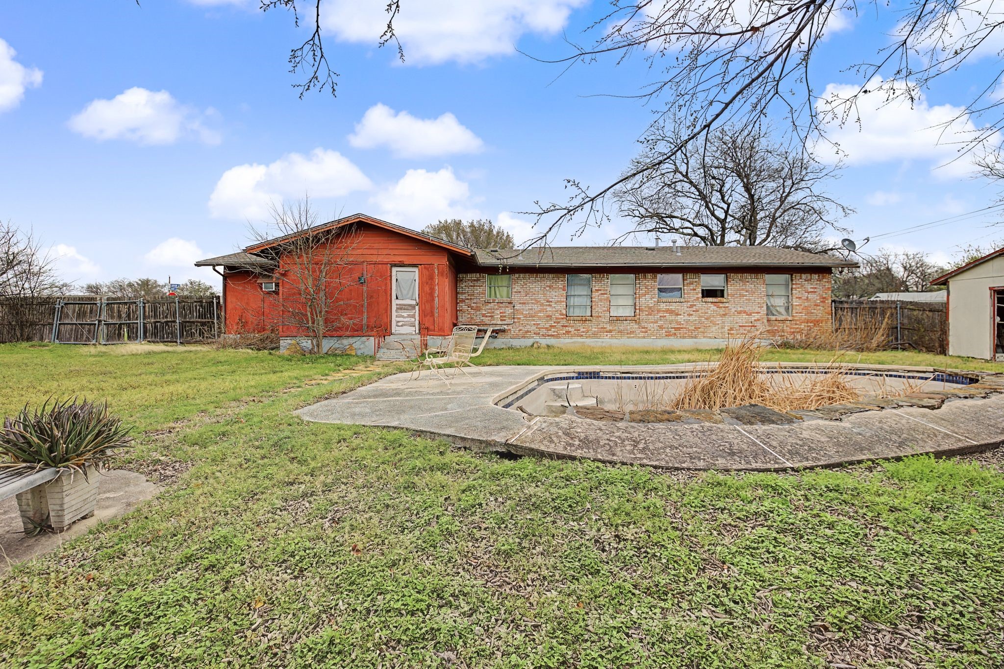 4113 Canyon Trail Lake Worth TX 76135
