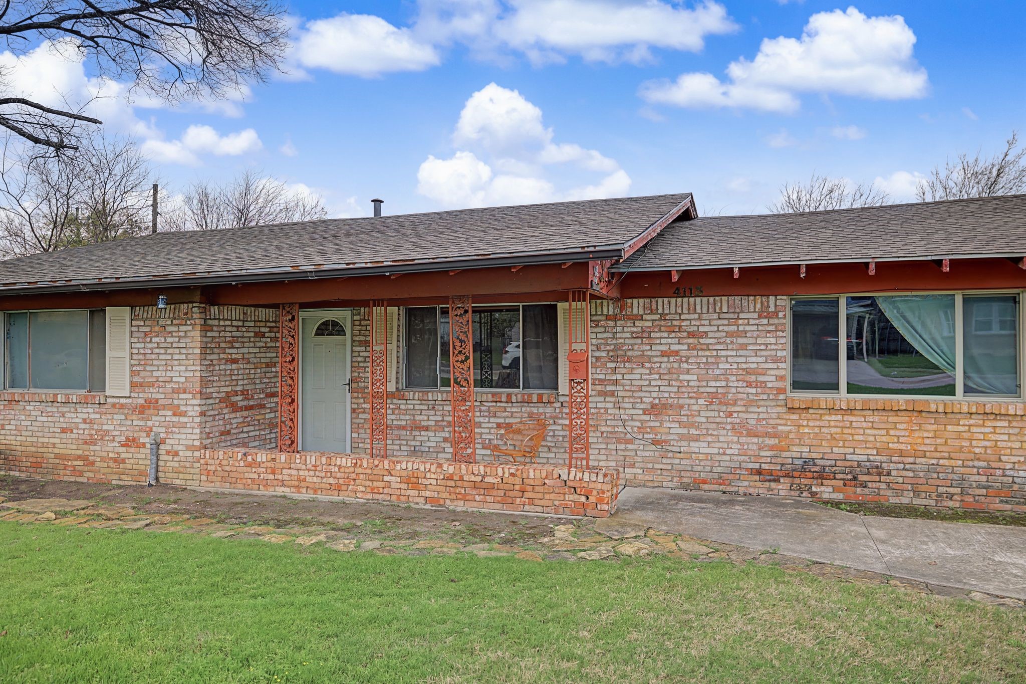 4113 Canyon Trail Lake Worth TX 76135