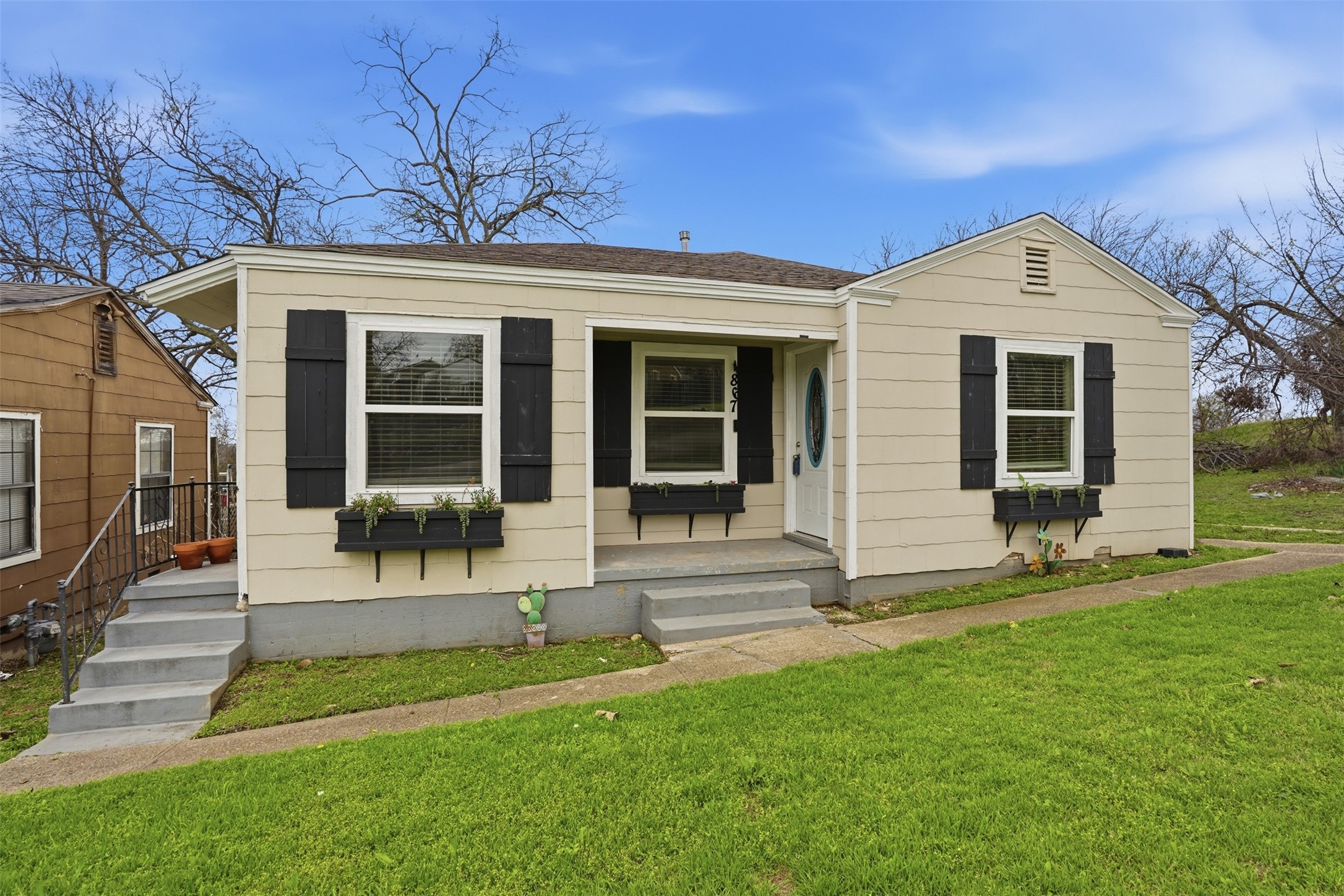 4867 Lawther Drive River Oaks TX 76114
