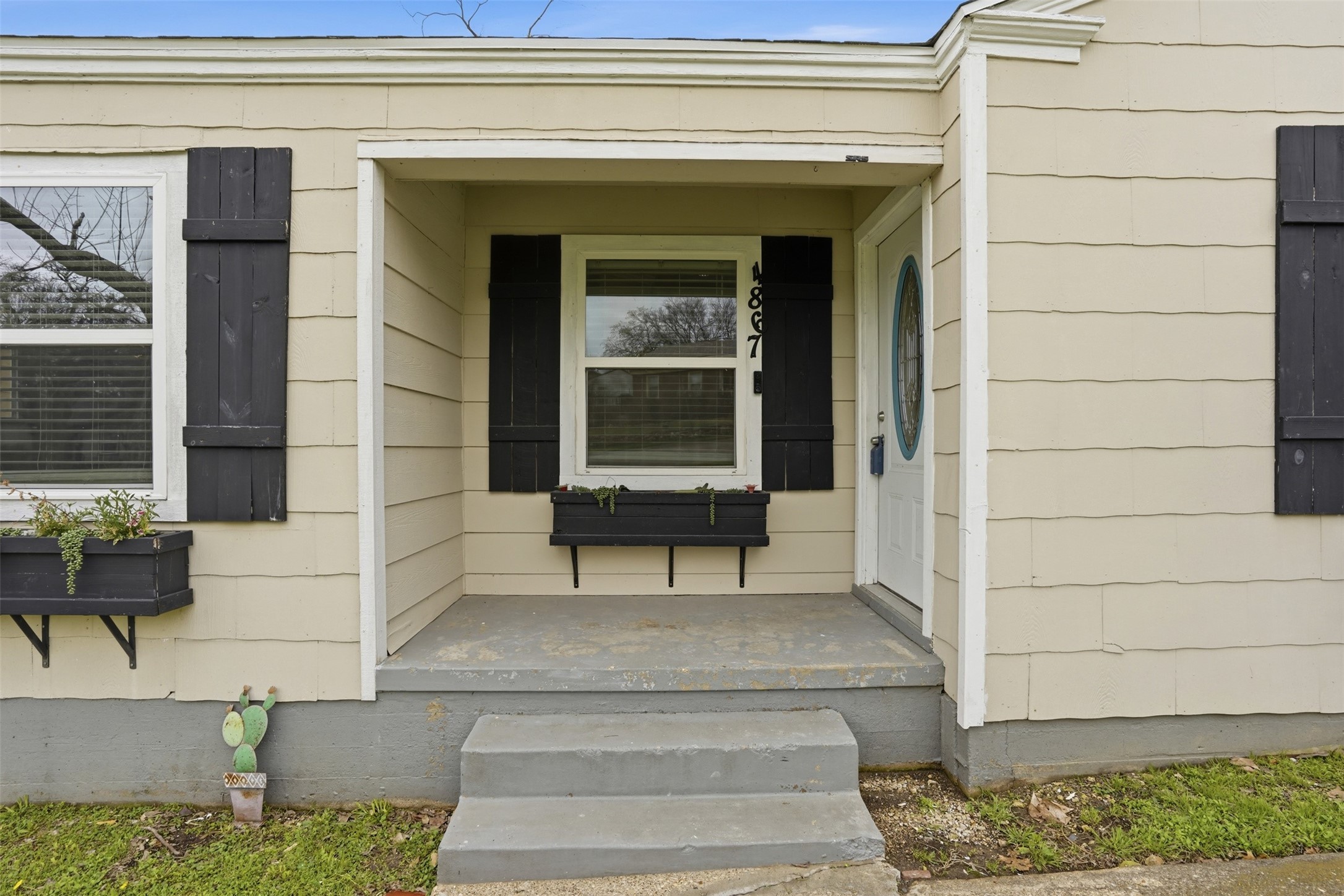 4867 Lawther Drive River Oaks TX 76114