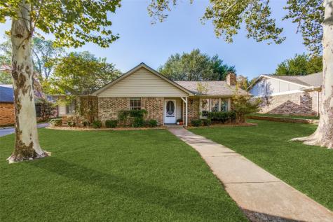 725 Highland Park Drive Hurst TX 76054