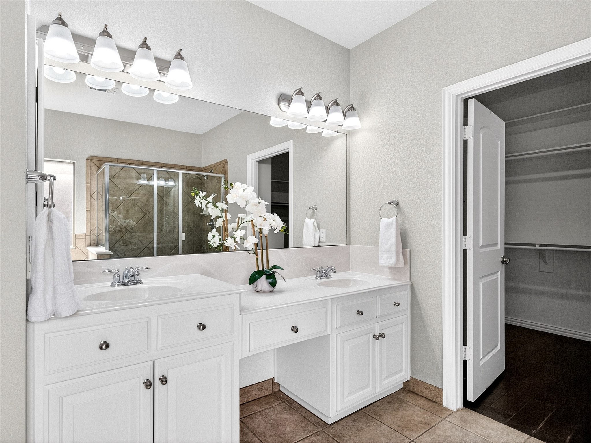 1904 Templegate Drive Mckinney TX 75072