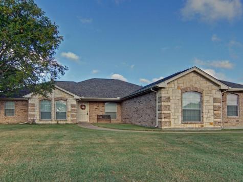 217 Plantation Drive Burleson TX 76028