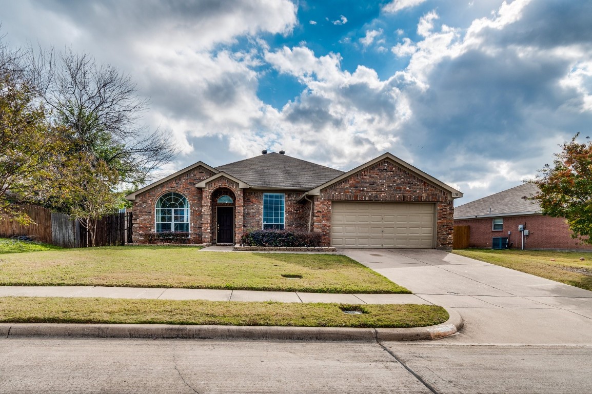 1510 Whispering Oaks Drive Midlothian TX 76065