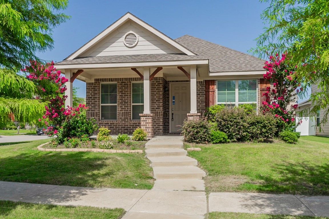 705 Hartsfield Street Aubrey TX 76227