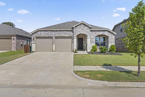 2009 Village Creek Lane Denton TX 76208