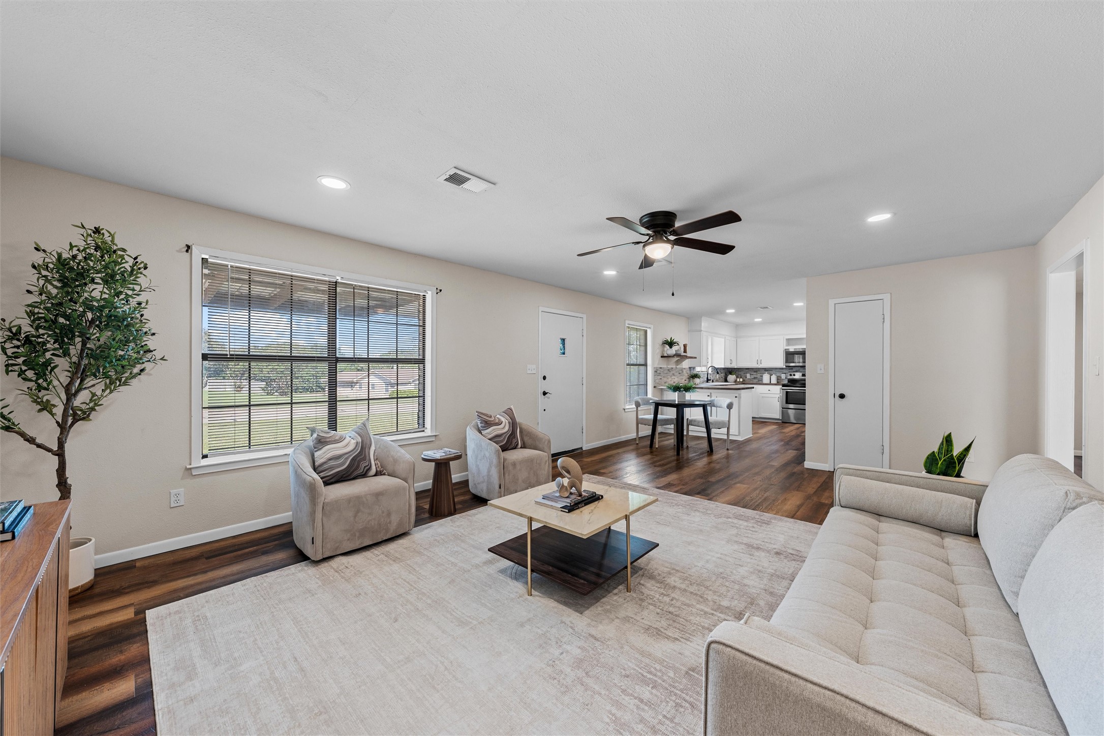 119 Castleman Circle Hewitt TX 76643