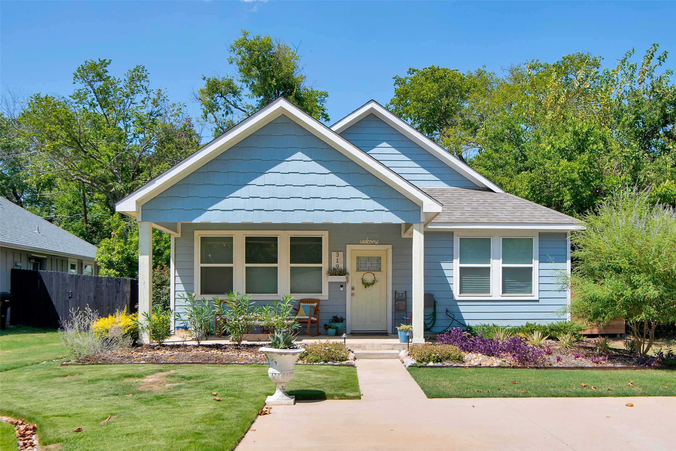 319 W Johnson Street Denison TX 75020