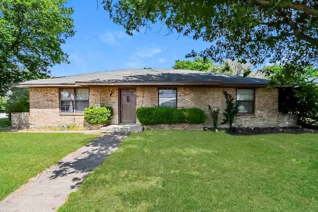 306 N Lyndalyn Avenue Desoto TX 75115