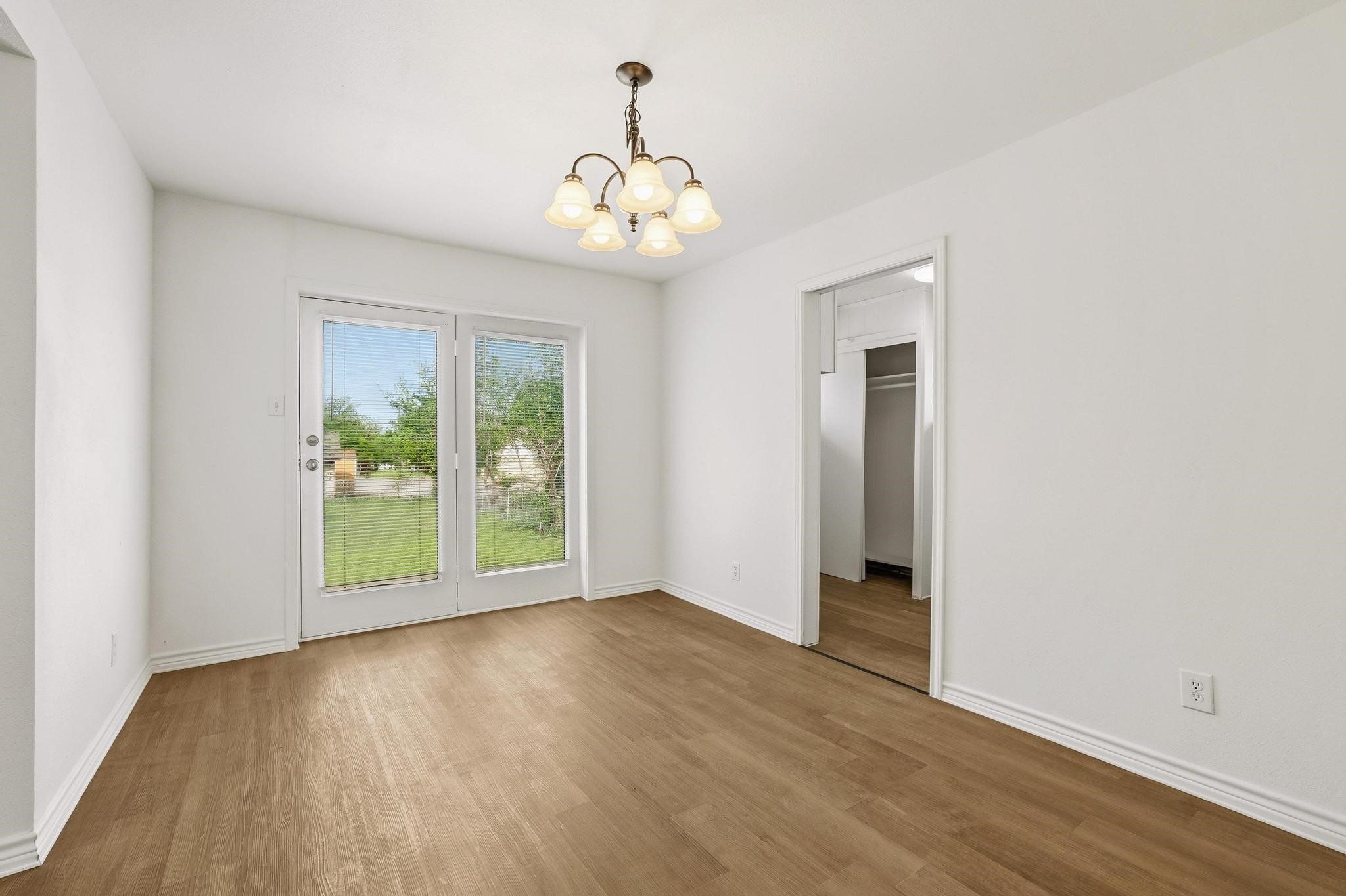 406 N Burdette Avenue Sherman TX 75090