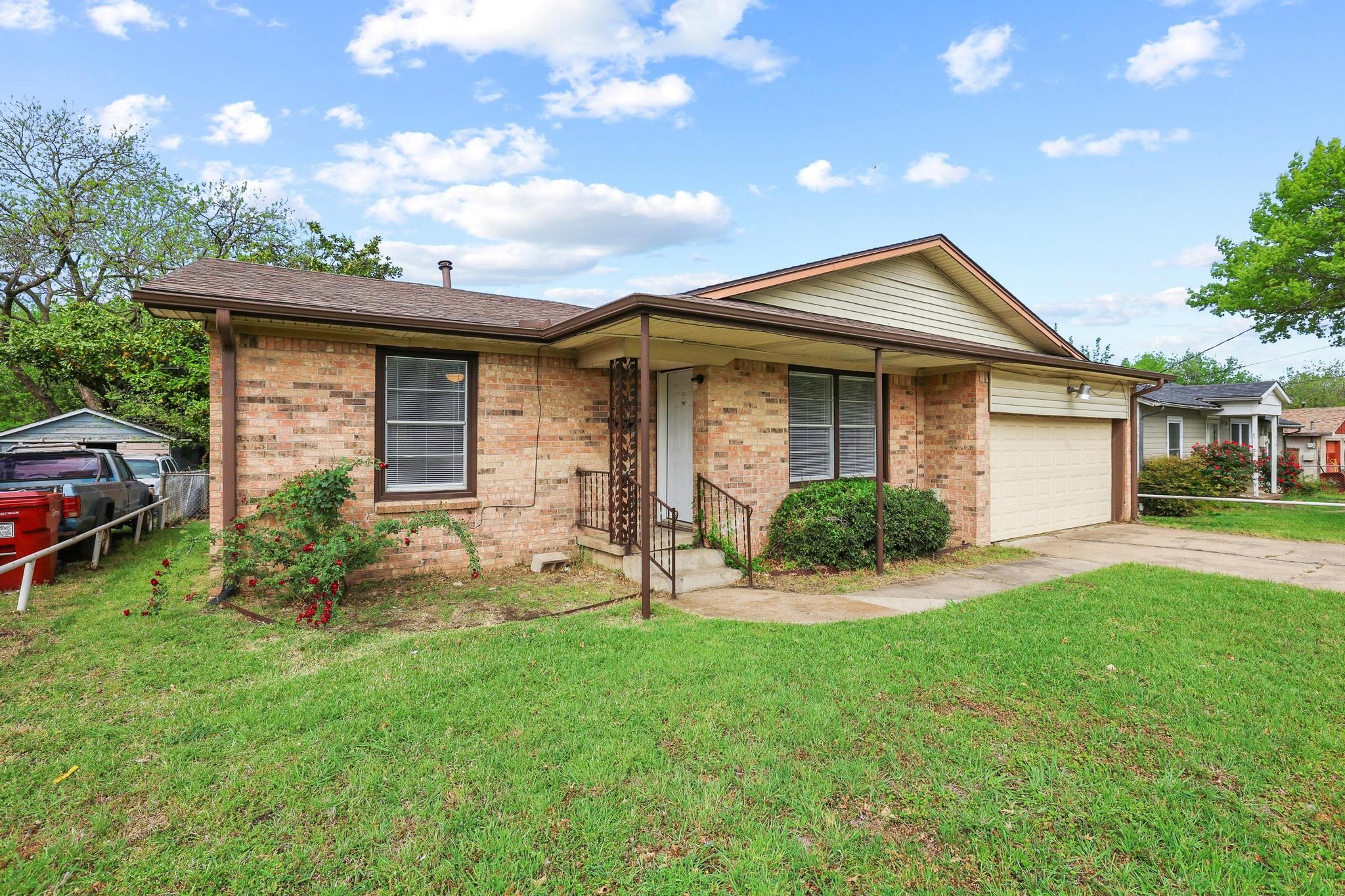 406 N Burdette Avenue Sherman TX 75090