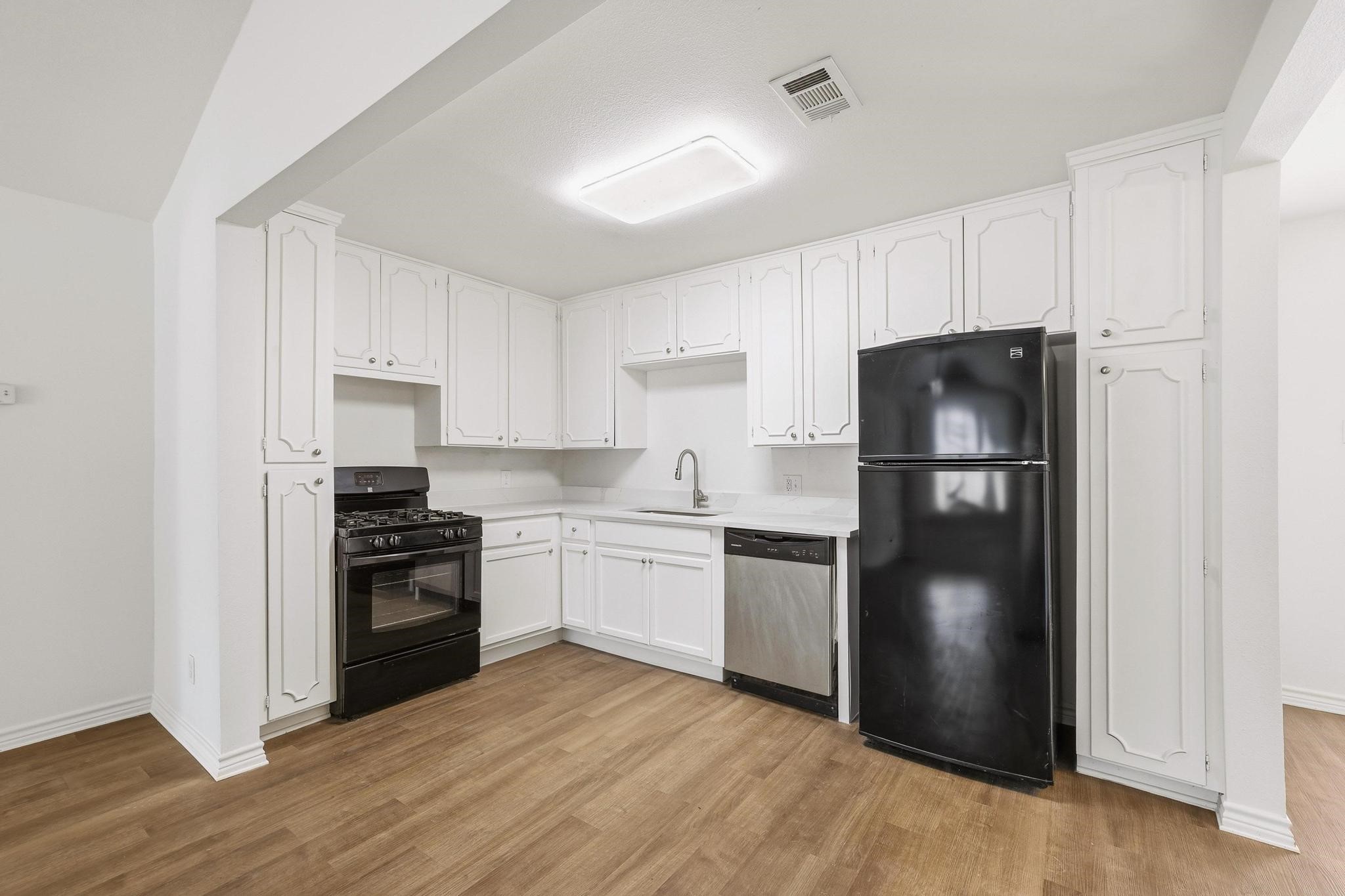 406 N Burdette Avenue Sherman TX 75090