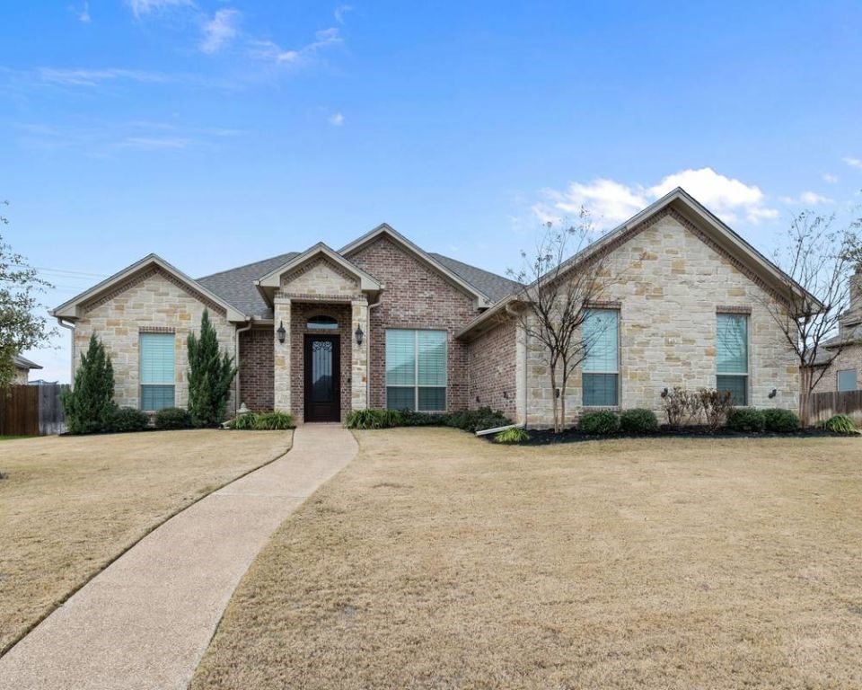 2113 Therese Drive Woodway TX 76712