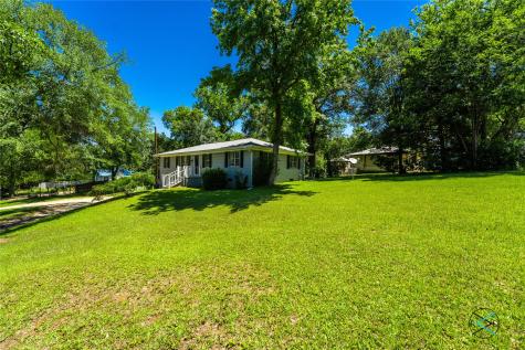 1506 Bassett Road Palestine TX 75803