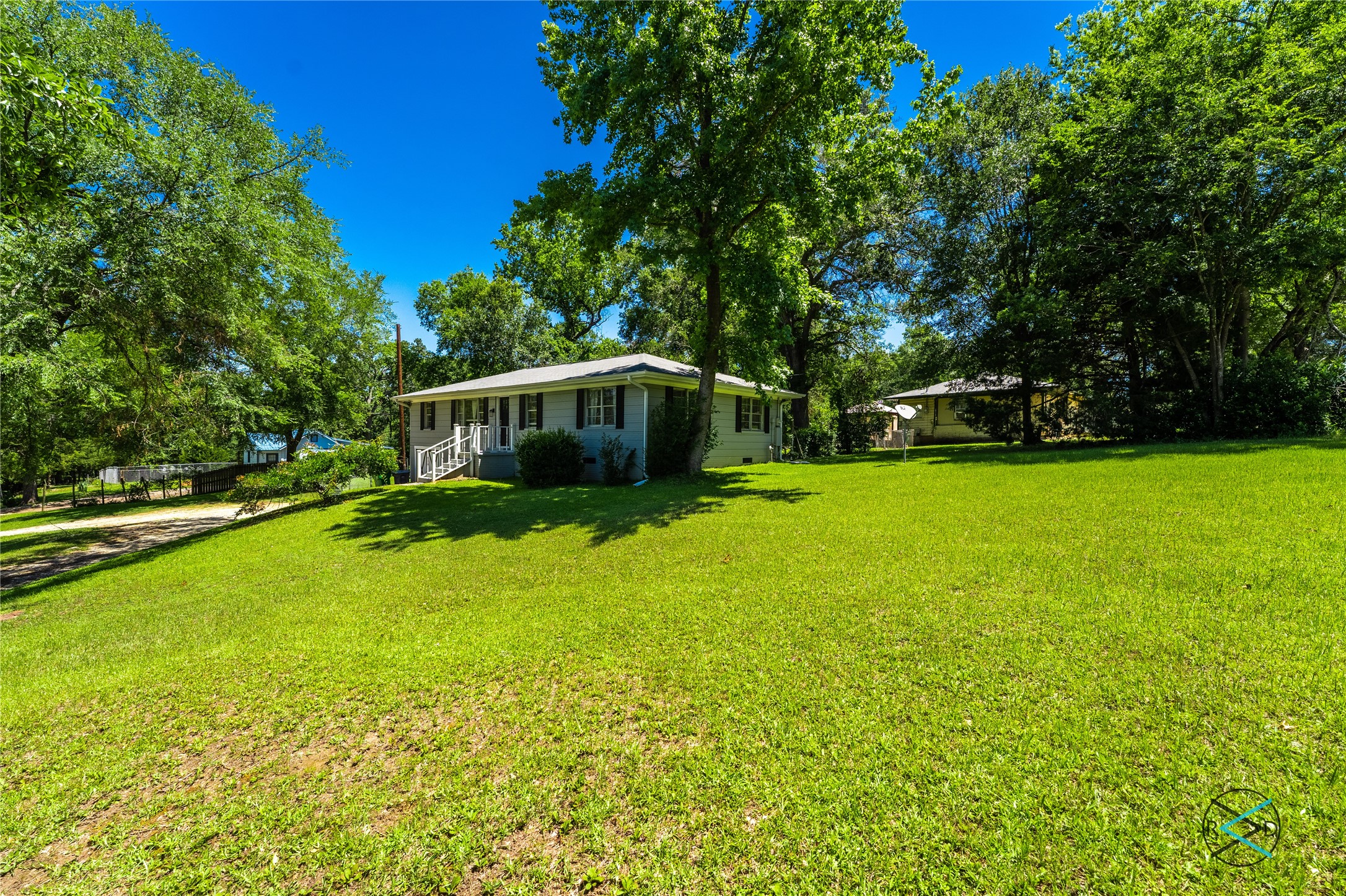 1506 Bassett Road Palestine TX 75803