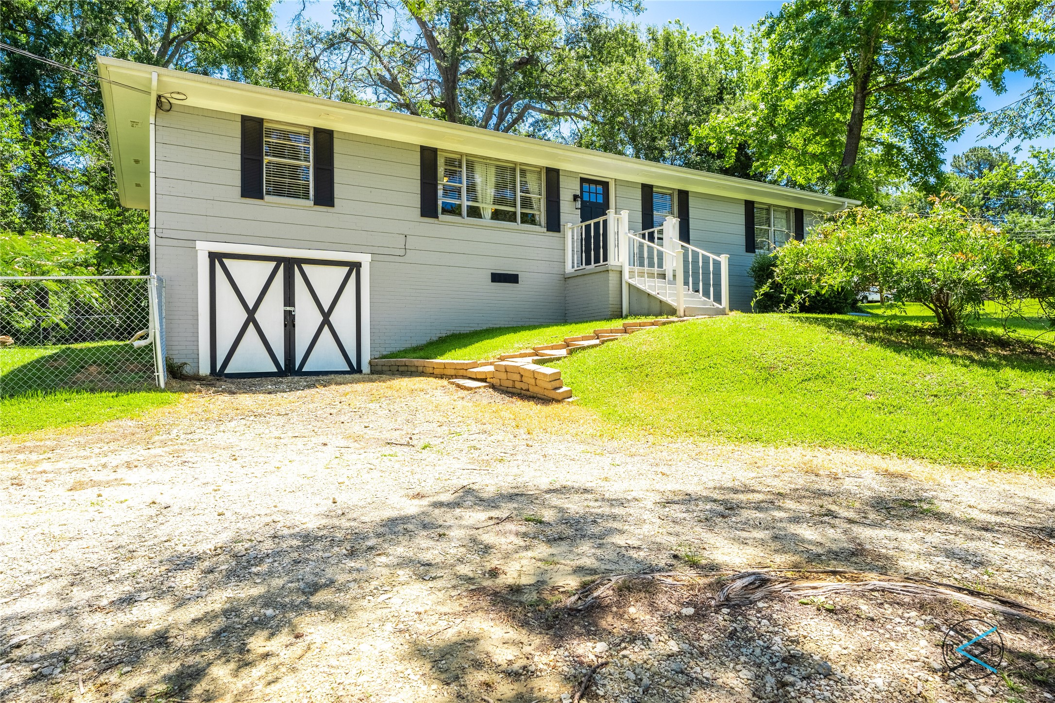 1506 Bassett Road Palestine TX 75803