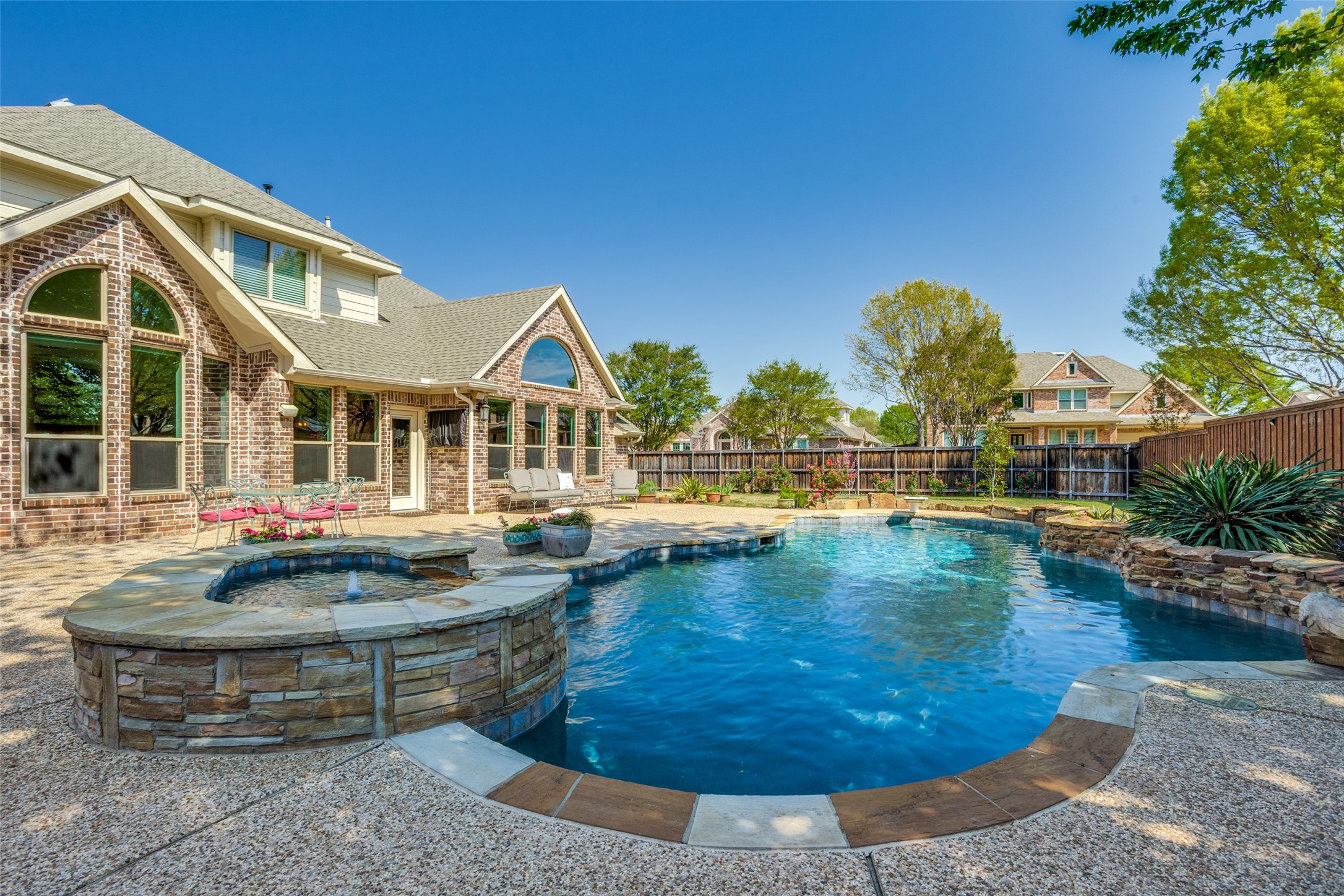 2701 Greenview Drive Mckinney TX 75072