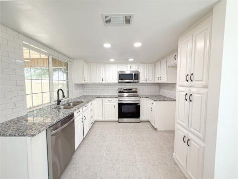 2008 Gardanne Lane Carrollton TX 75007