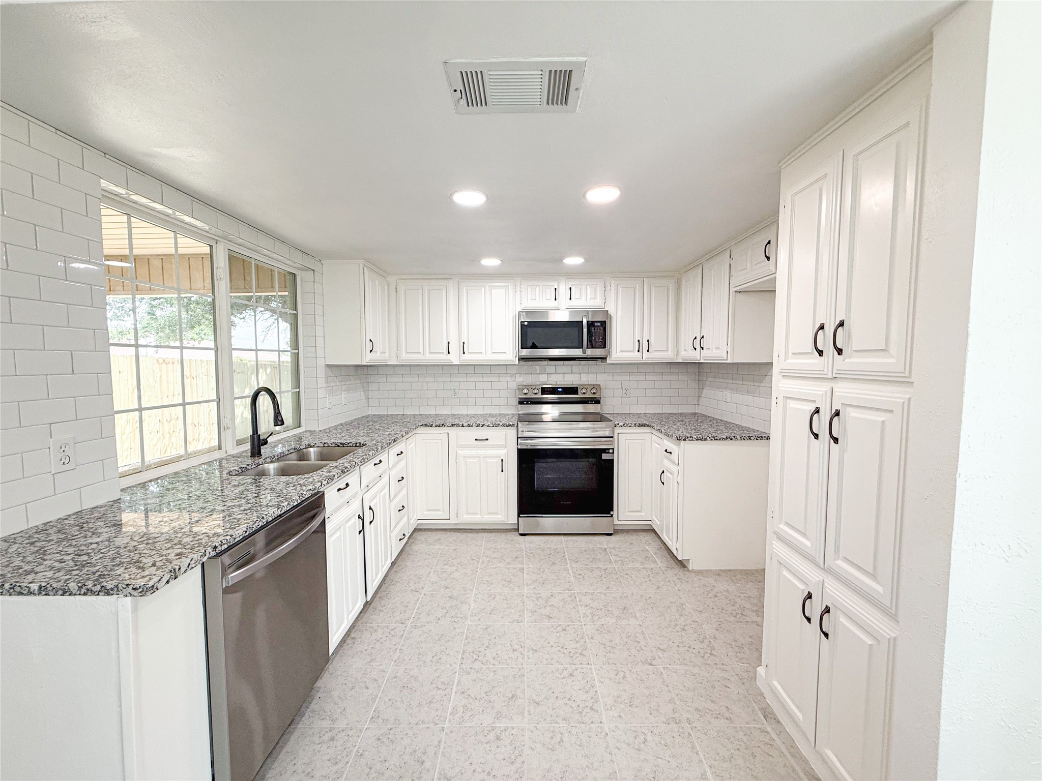 2008 Gardanne Lane Carrollton TX 75007