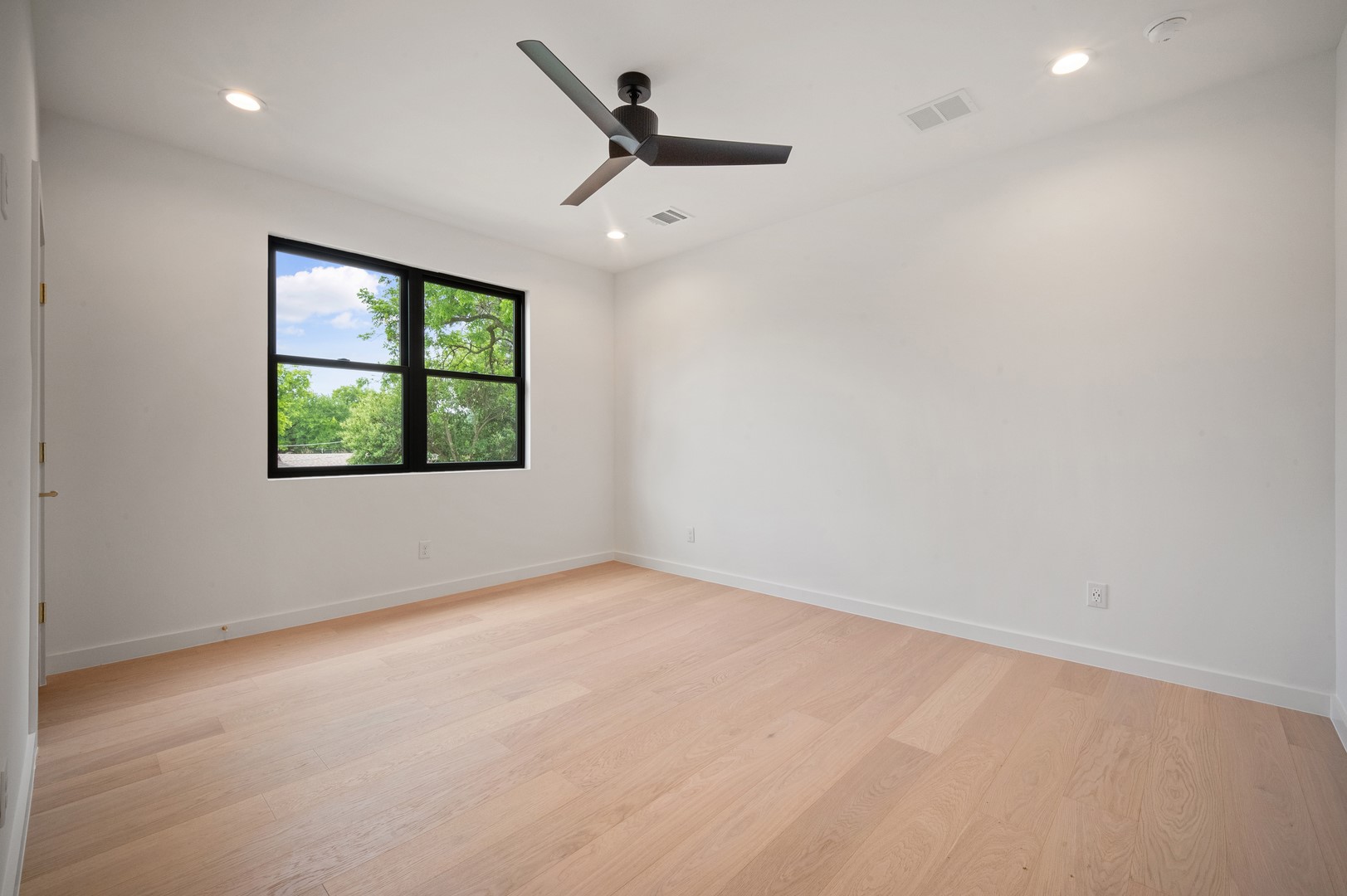 6114 Revere Place Dallas TX 75214