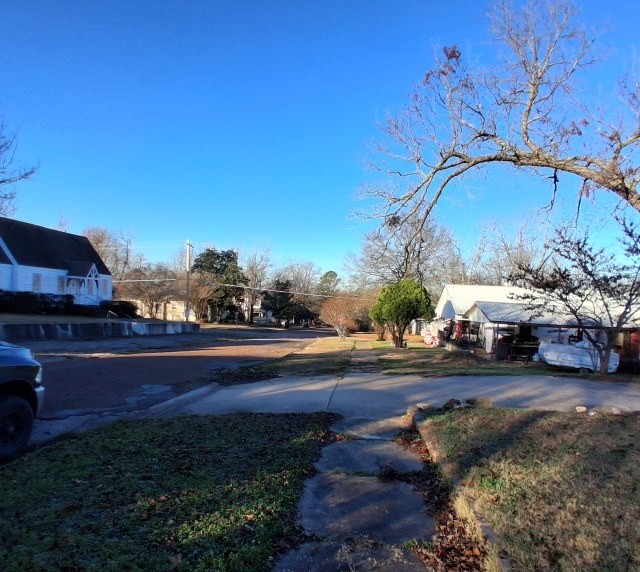 307 E Lowery Hugo OK 74743