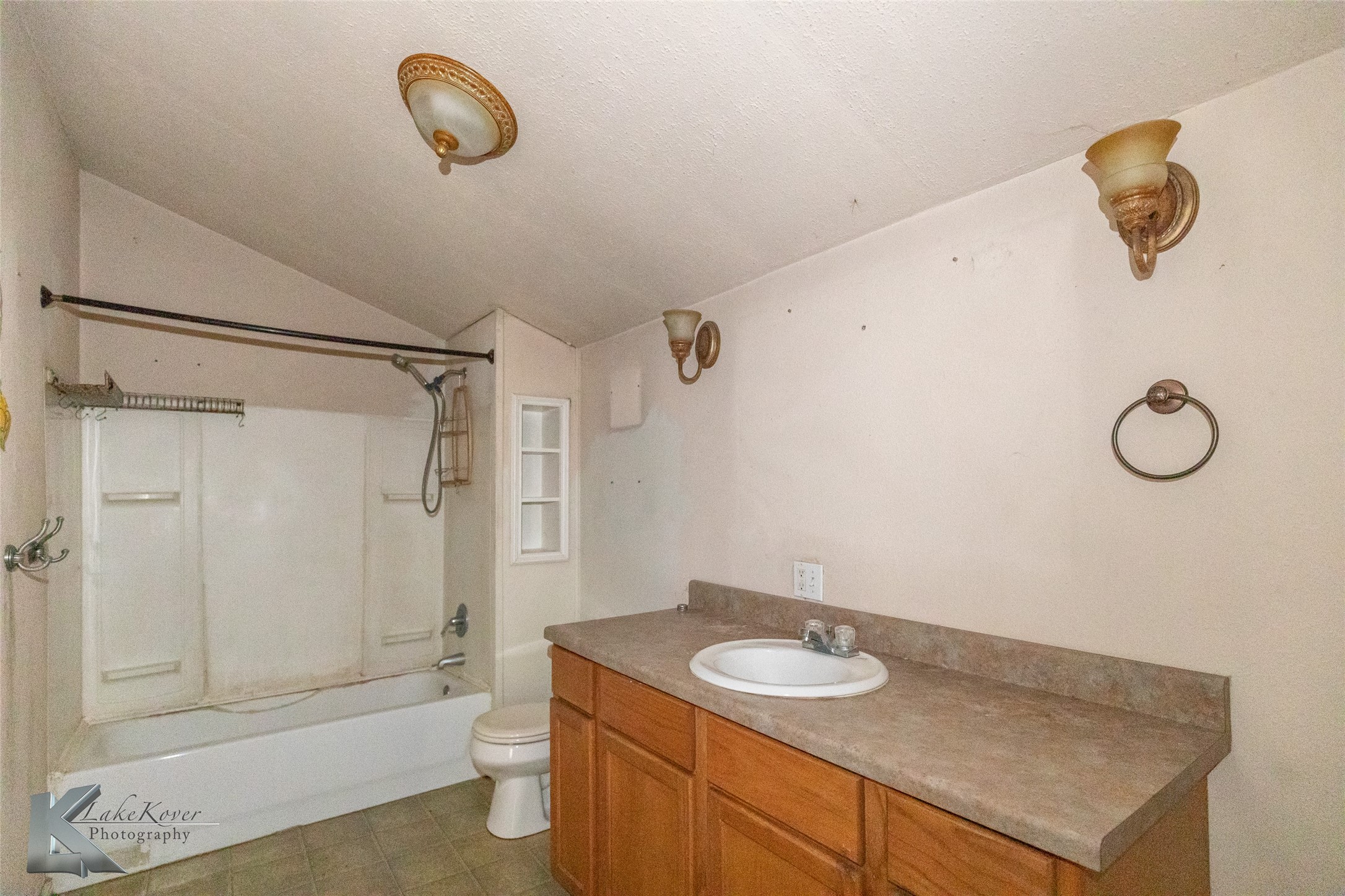 141 W 3rd Street Baird TX 79504