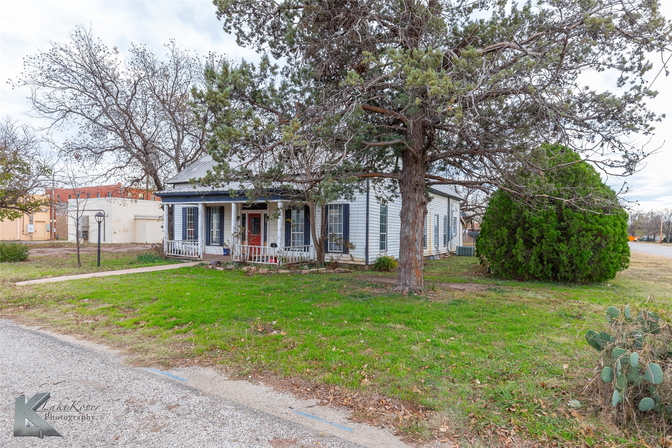 141 W 3rd Street Baird TX 79504