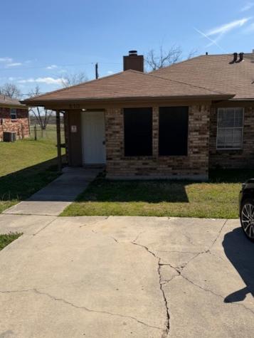 810 Woodland Court Kennedale TX 76060