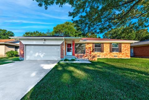 904 Holiday Drive Sherman TX 75090
