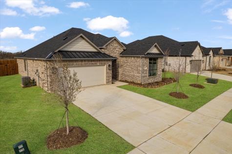 3912 Felicity Lane Denton TX 76207