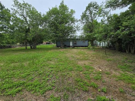 806 S Rusk Avenue Cameron TX 76520