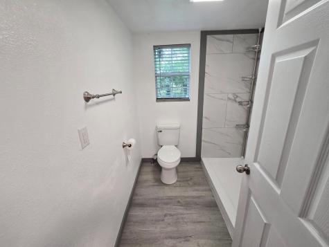 806 S Rusk Avenue Cameron TX 76520