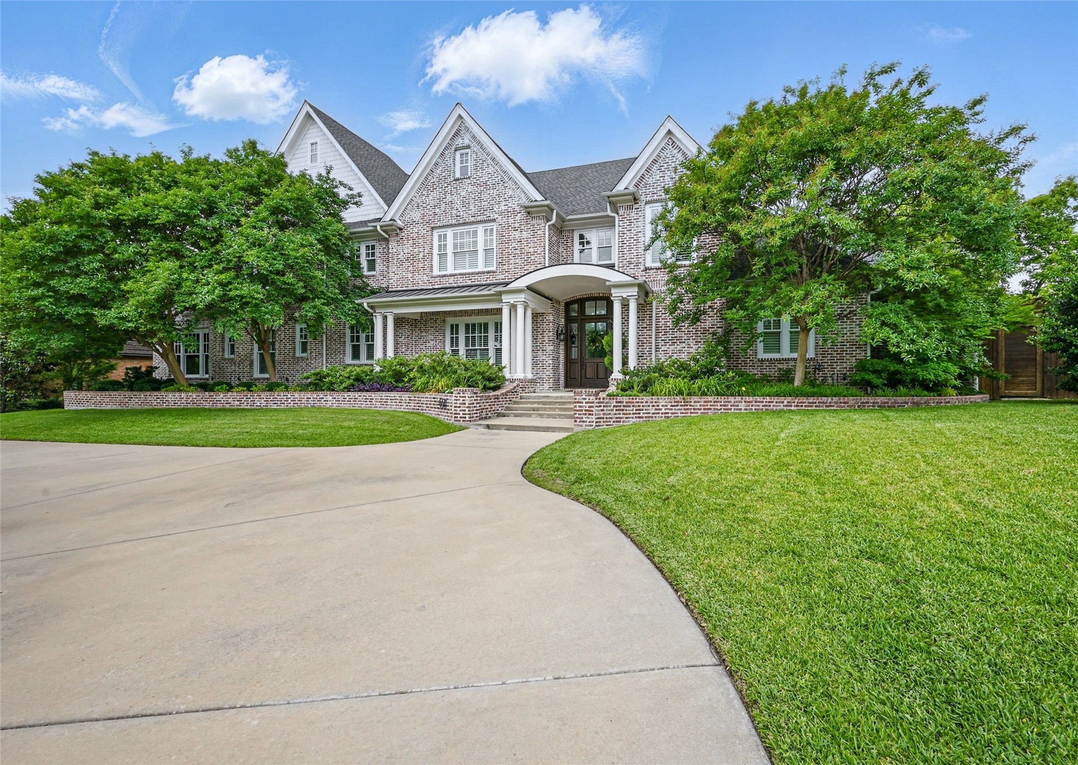 6611 Dartbrook Drive Dallas TX 75254
