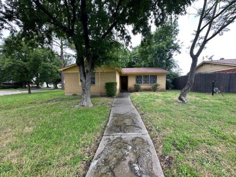 4973 Dupont Drive Dallas TX 75216