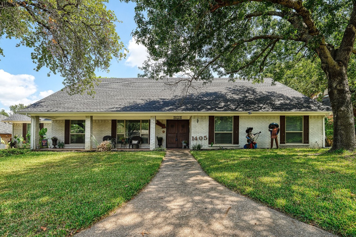 1405 Woodbine Street Arlington TX 76012