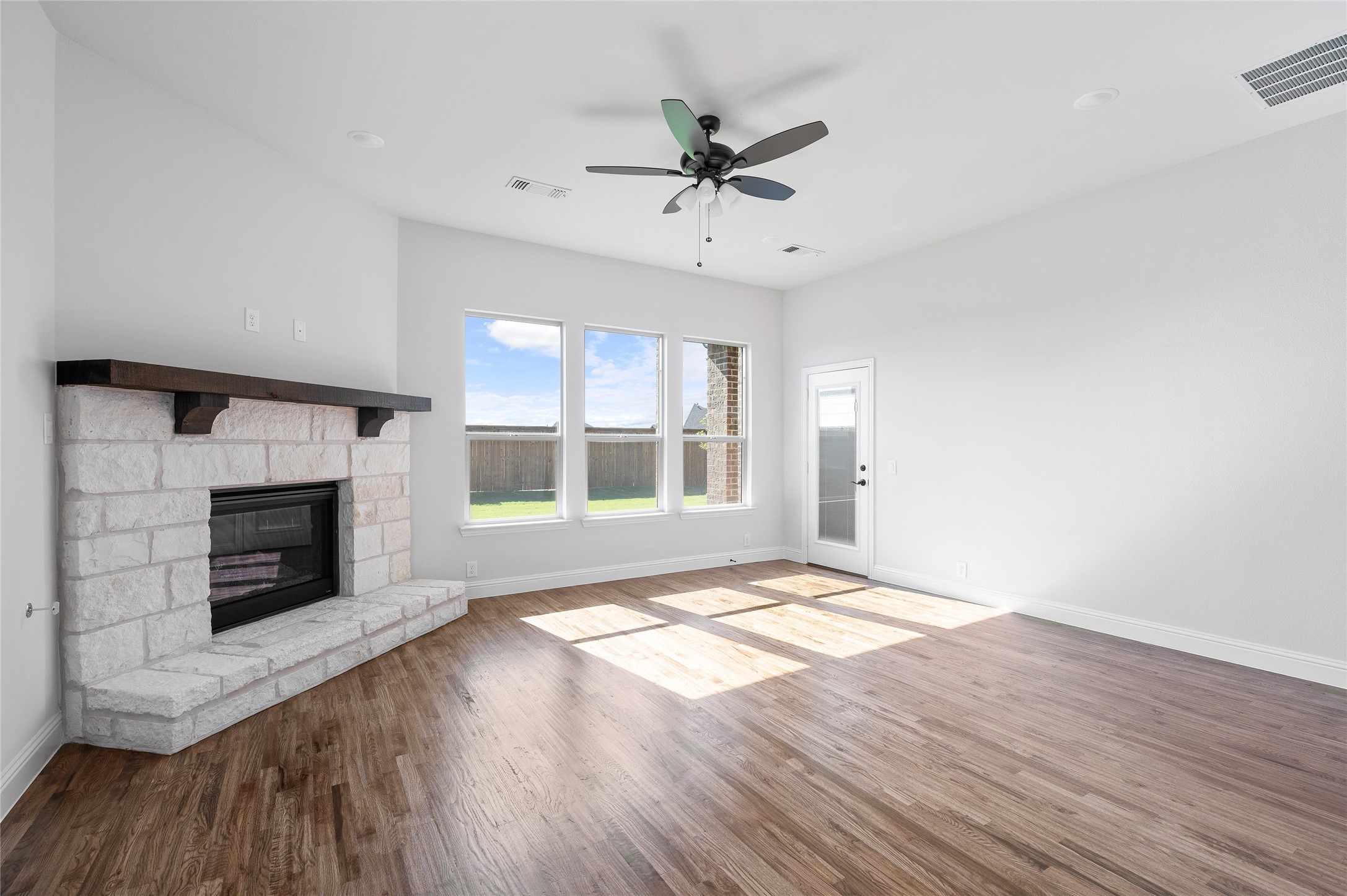 613 Brazos Drive Van Alstyne TX 75495