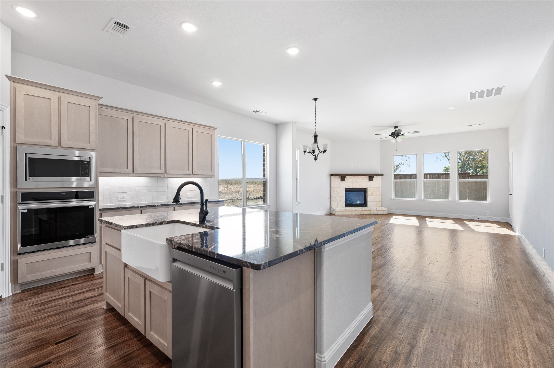 613 Brazos Drive Van Alstyne TX 75495