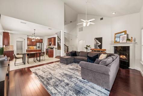 308 Bradbury Drive Euless TX 76040