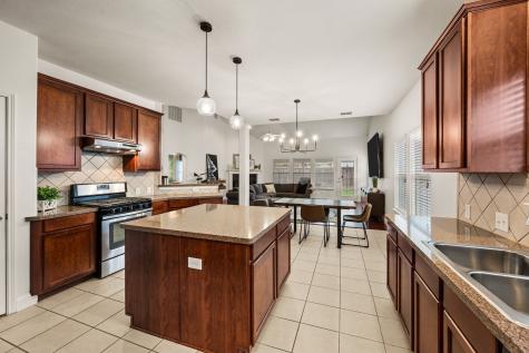 308 Bradbury Drive Euless TX 76040