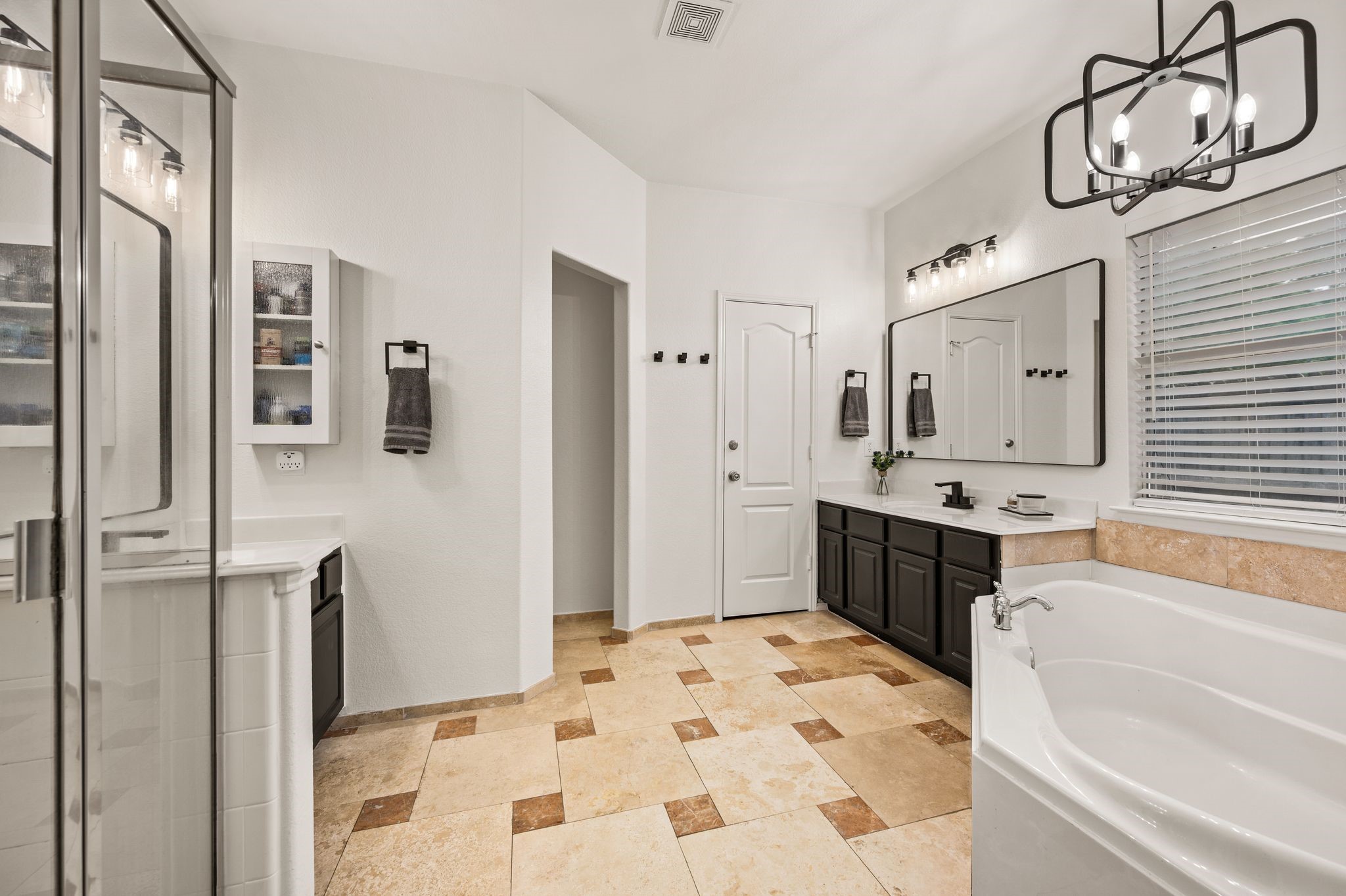 308 Bradbury Drive Euless TX 76040